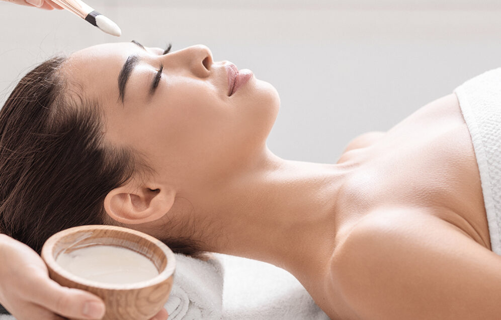 Profilaktyka starzenia się skóry – zabiegi i pielęgnacja dla zachowania młodego wyglądu.