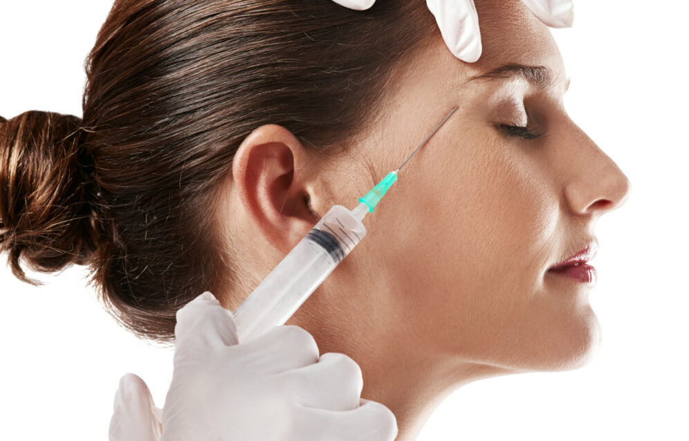 Nowoczesne podejścia do korekcji zmarszczek mimicznych – przegląd technik i skuteczności zabiegów. Chirurgia plastyczna Wrocław.